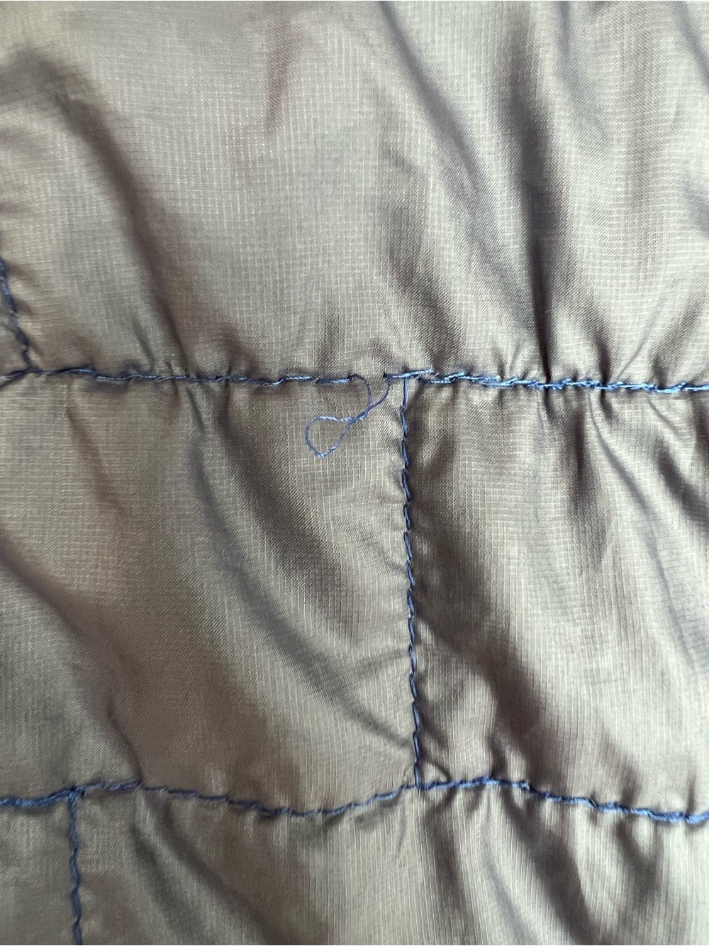 Patagonia Women’s Nano Puff Full Zip Vest Size Large Purple Primaloft STY84247 - Picture 5 of 14